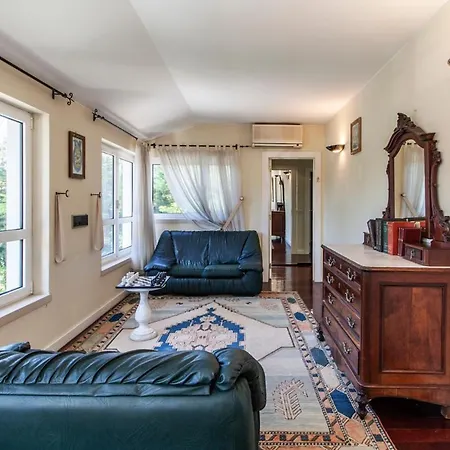 Aroeira Sleeps 8 Pool Air Con Wifi Villa *