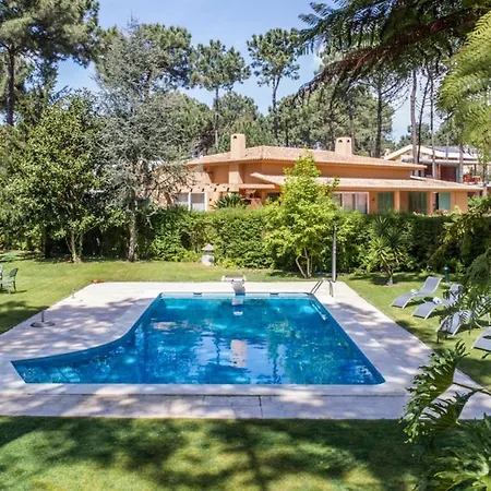 Villa Aroeira Sleeps 8 Pool Air Con Wifi Aroeira (Setubal)